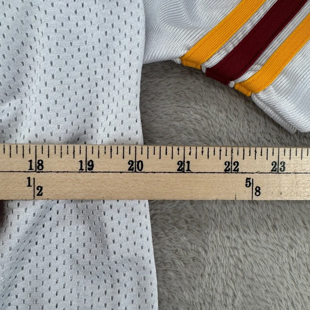 Colosseum USC Trojans Jersey Mens Medium White Preowned #3 Football Mesh
